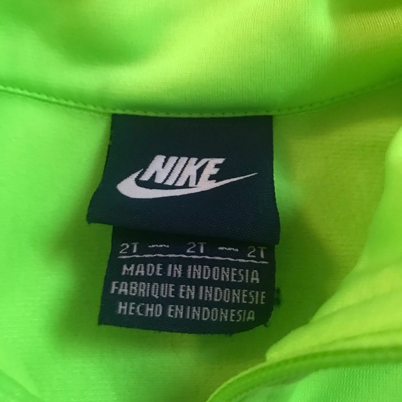 NWOT Nike Lime Green Track Jacket 2T - Picture 4 of 4